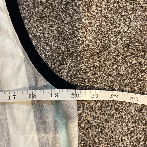 Vox Populi Sleevless "Unbothered" Hoodie in Sz - X-Large - Picture 10 of 11